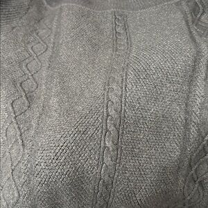 BANANA REPUBLIC SWEATER SZ L